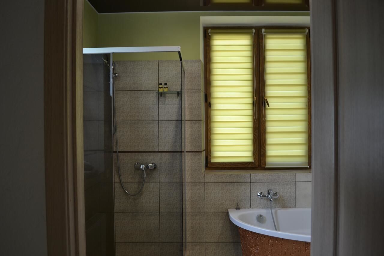 Гостевой дом Romantic Guest House Каменец-Подольский-13